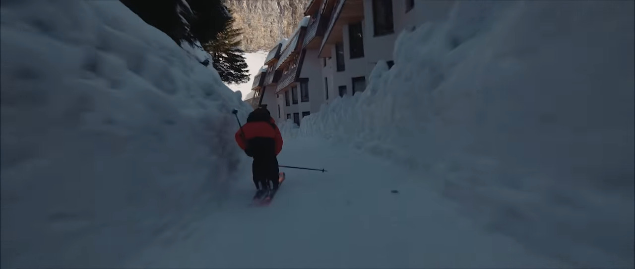 Rooftop Skiing in France?